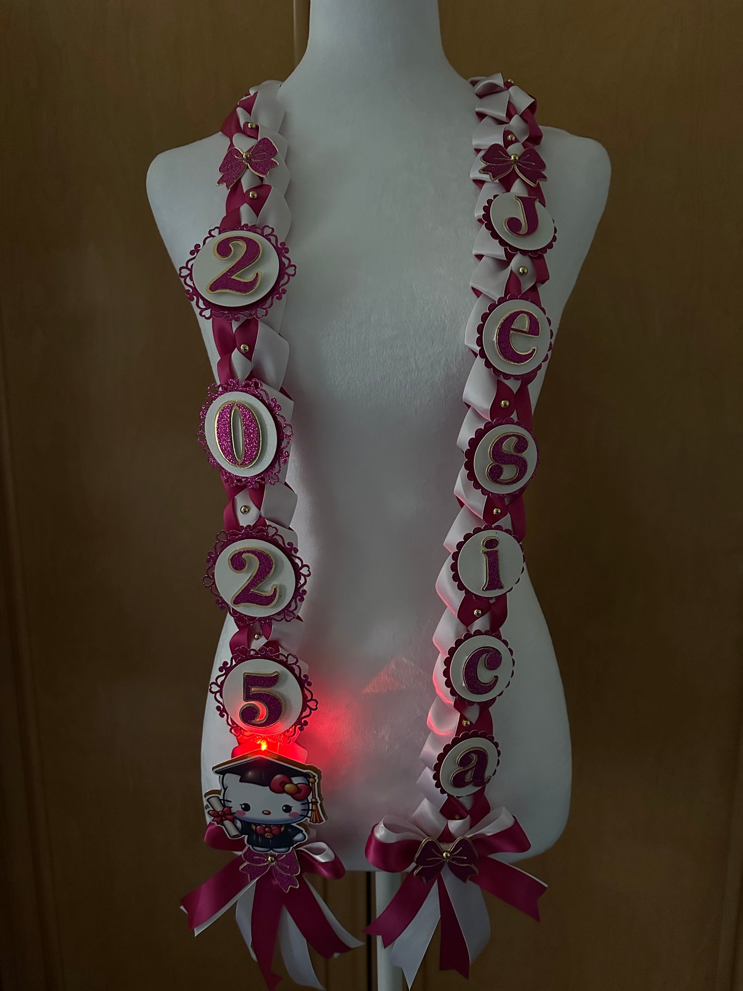 Hello Kitty Graduation Lei