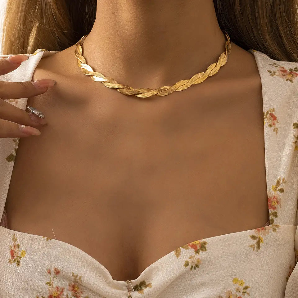 GIA NECKLACE