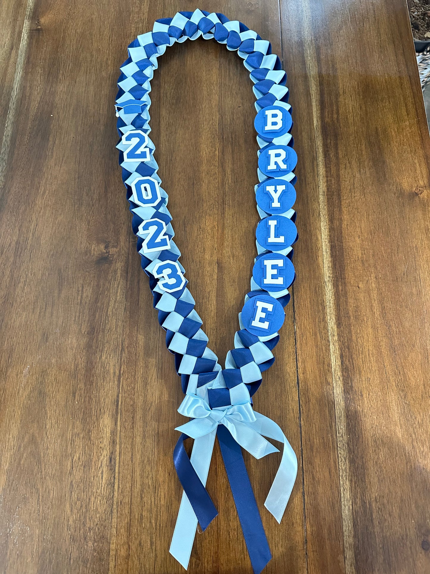 PERSONALIZED GRADUATION LEIS