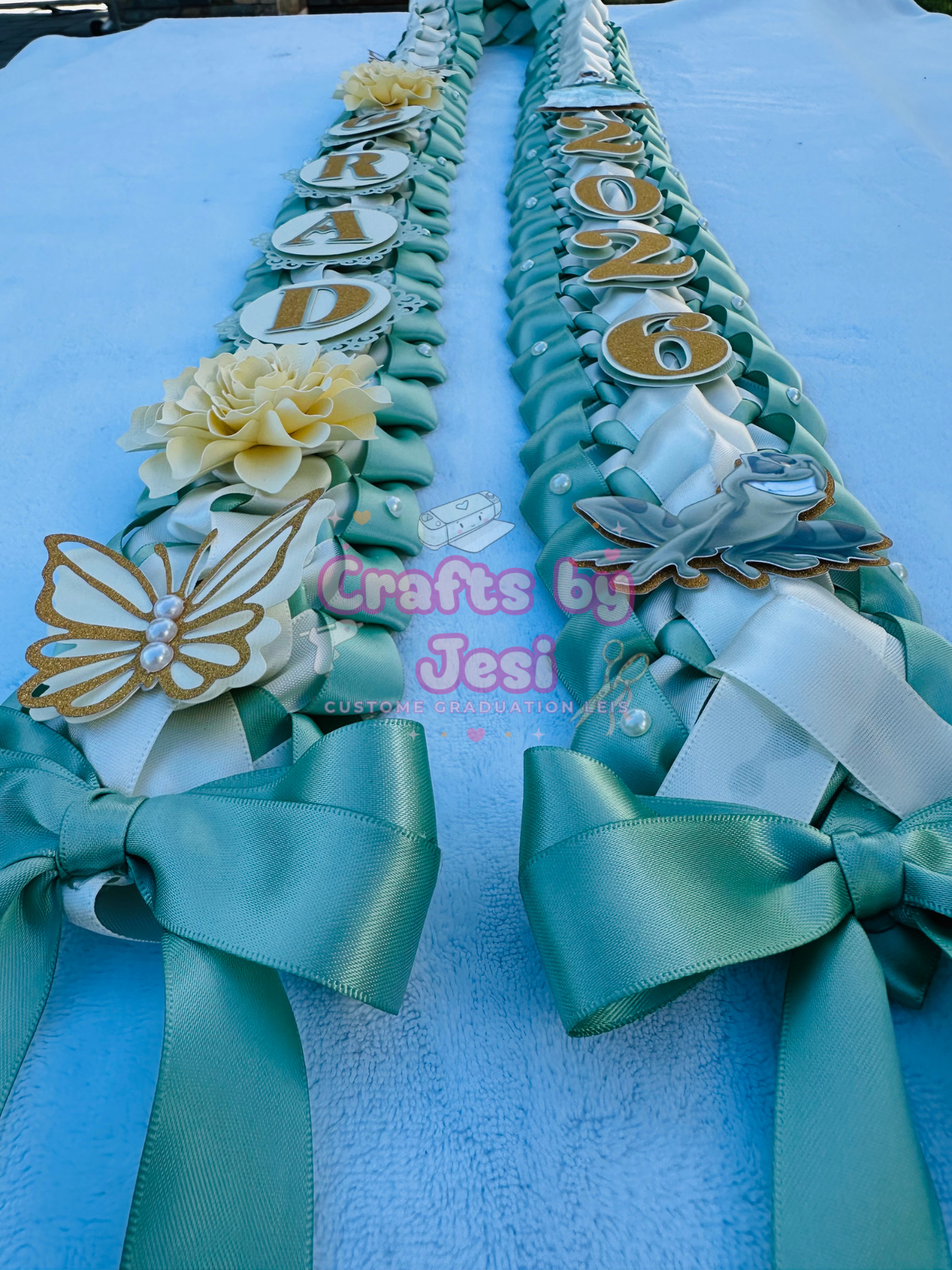 Princess Tiana Graduation Lei