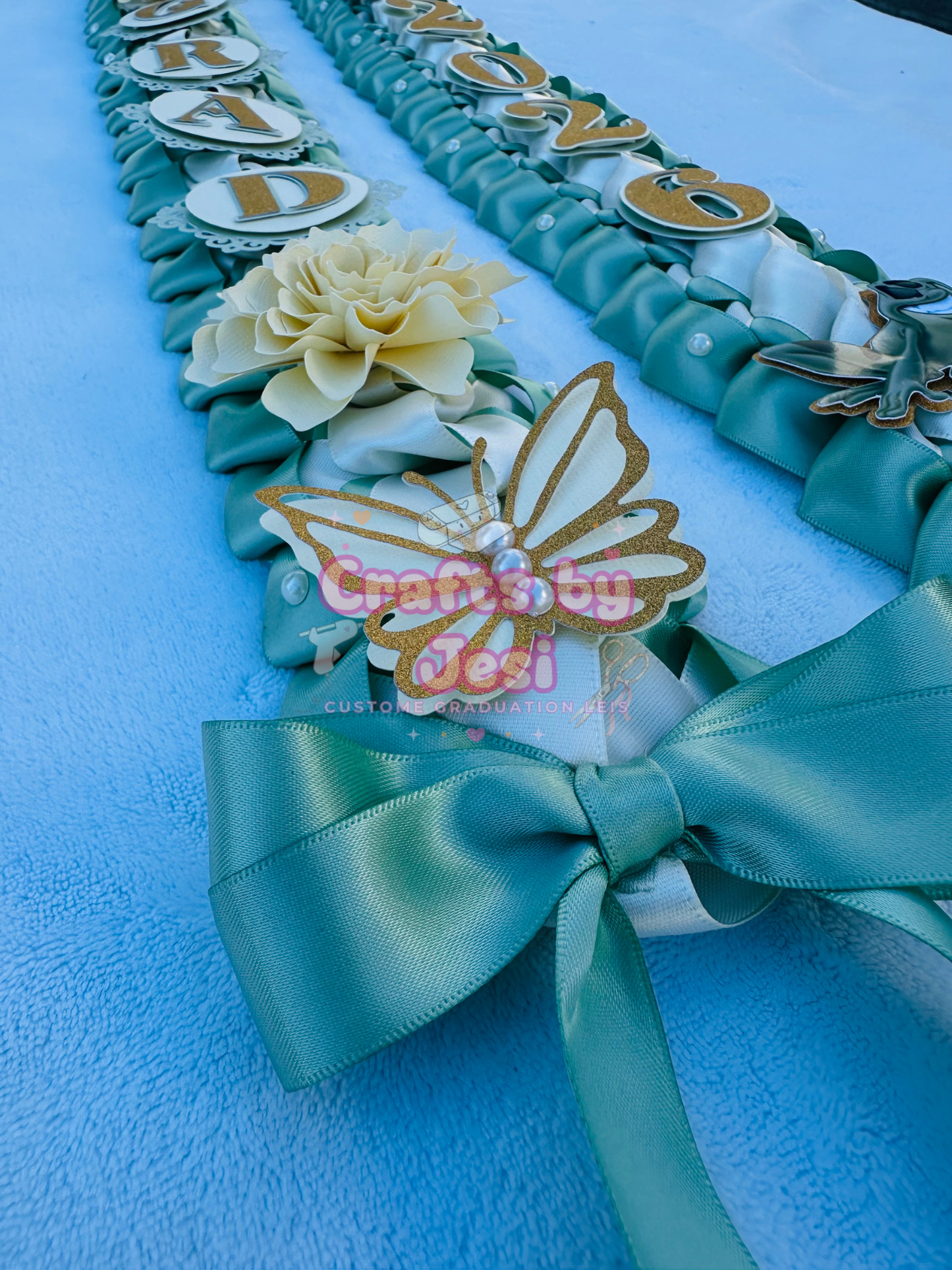 Princess Tiana Graduation Lei