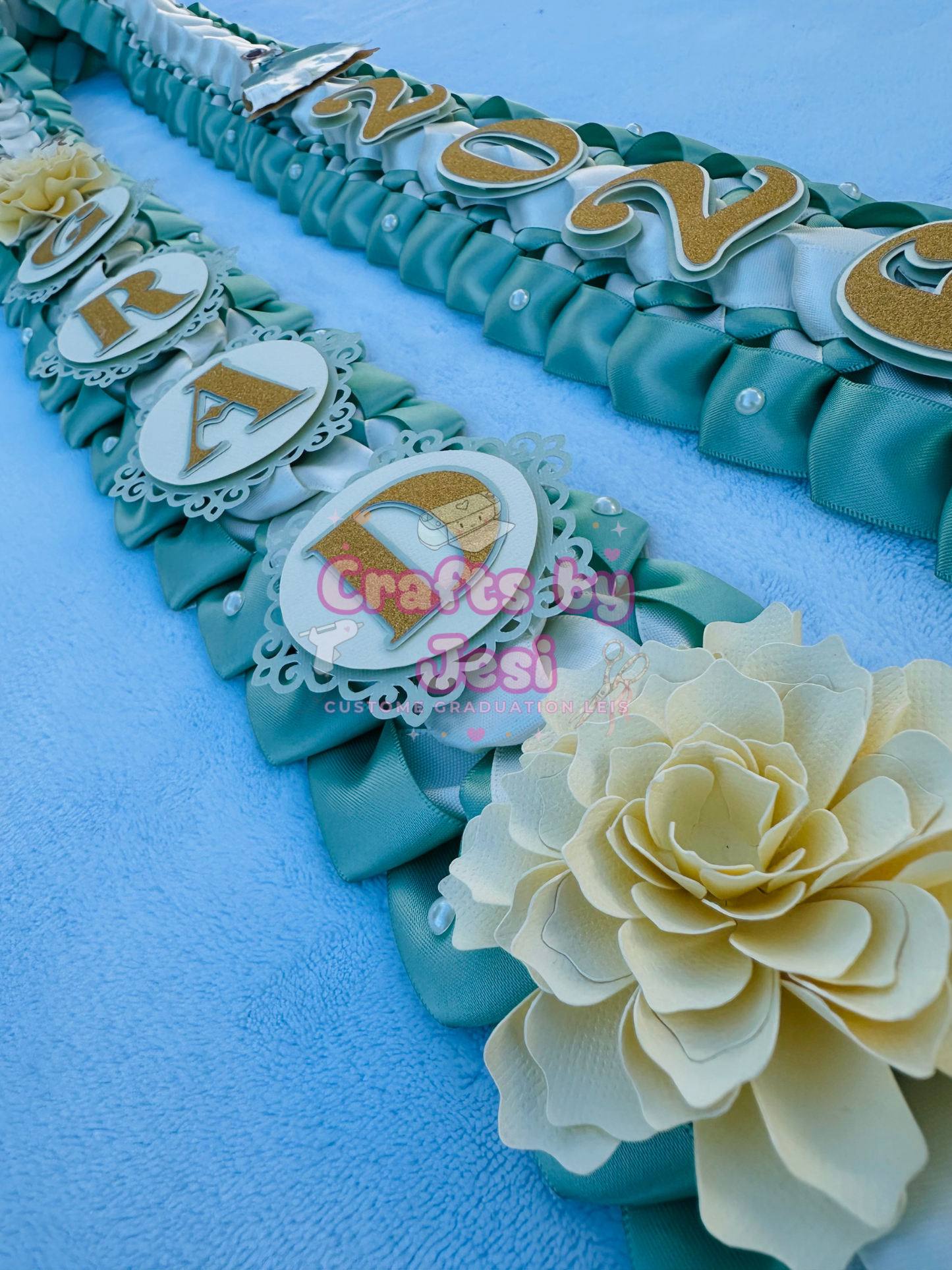 Princess Tiana Graduation Lei