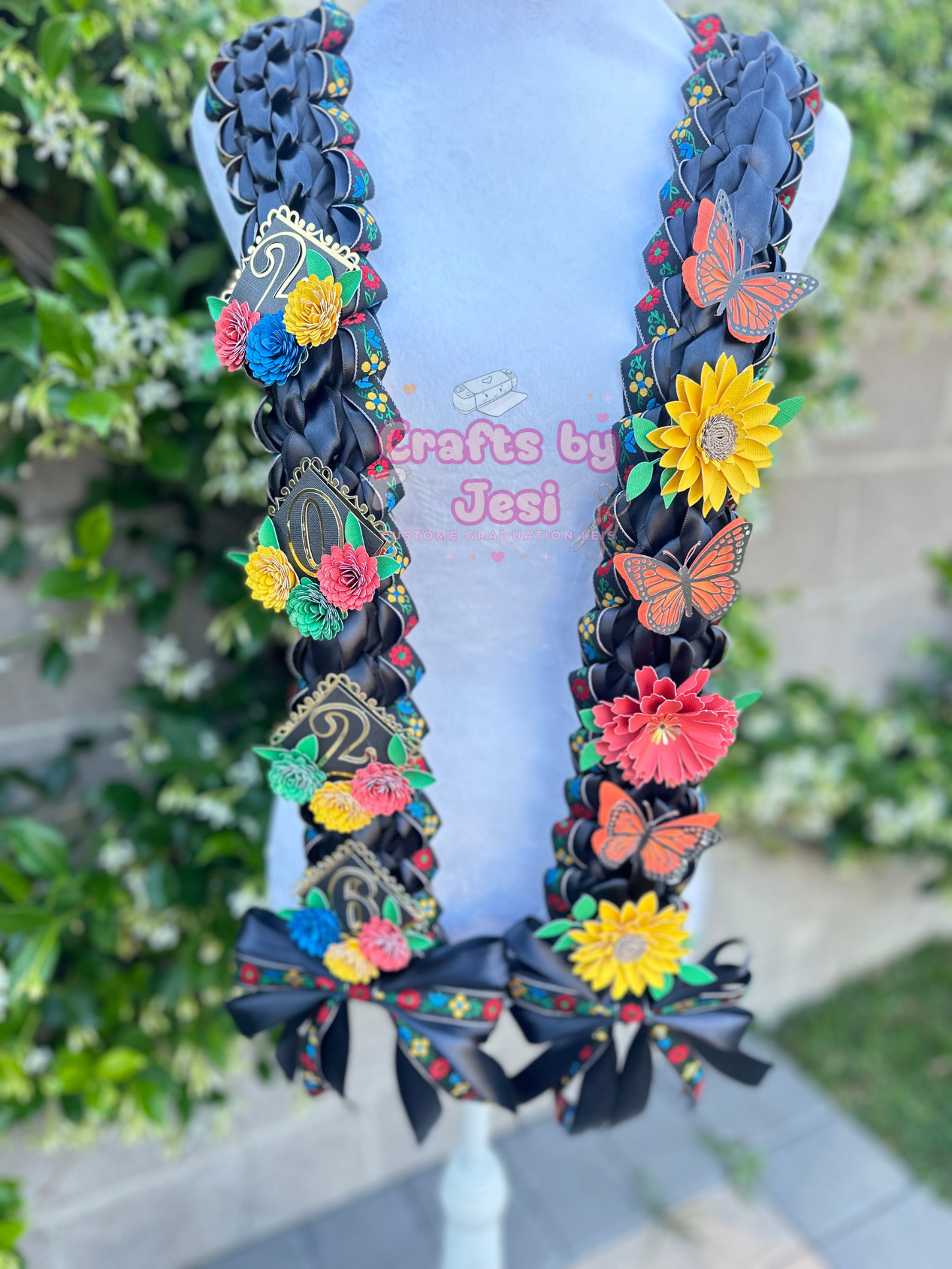 Floral Graduation Lei