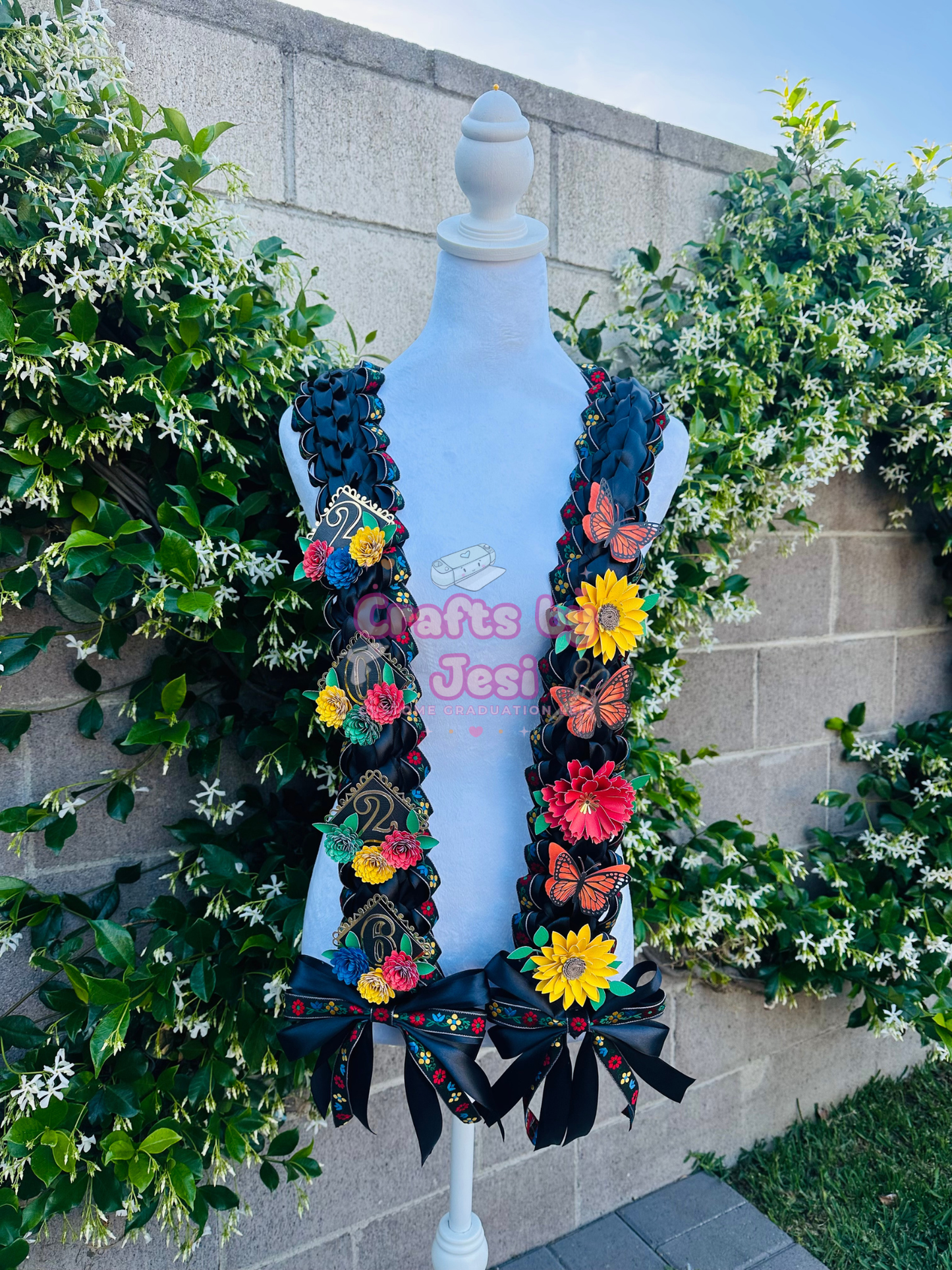 Floral Graduation Lei