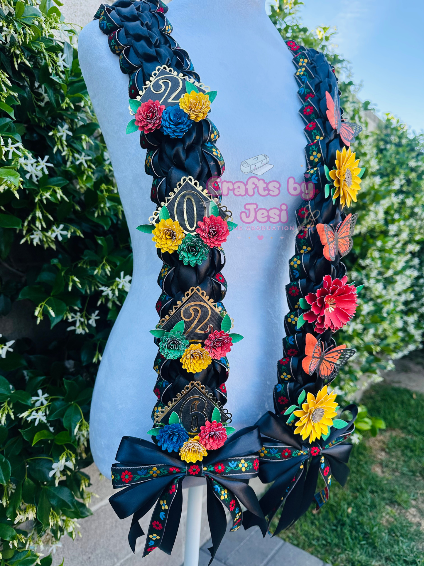 Floral Graduation Lei