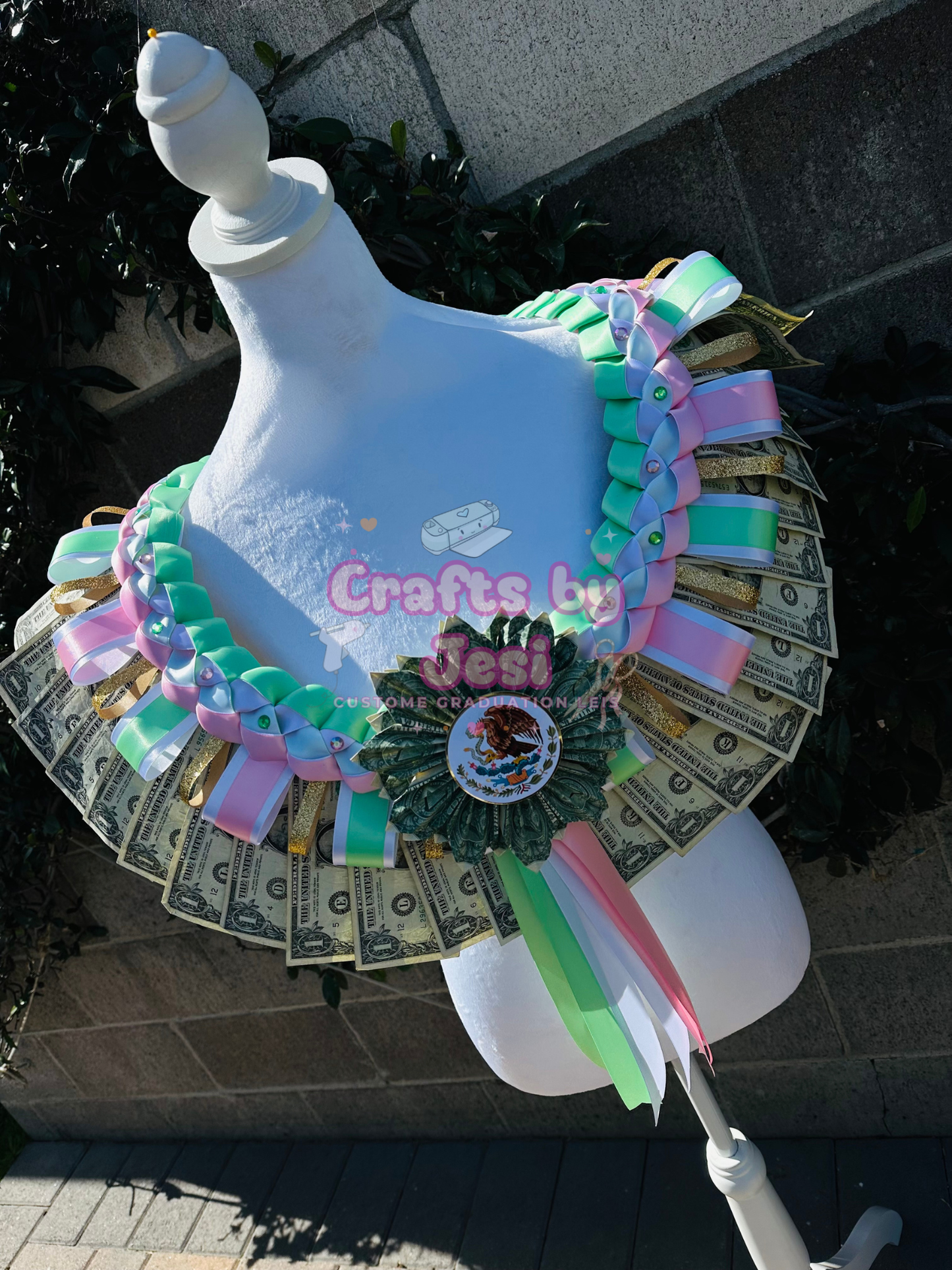 Coquette Mexico Graduation Lei